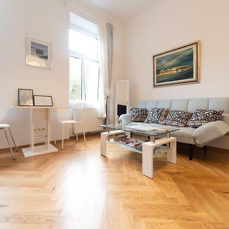 Prater Studio Next Fair, Un, Wu And City Center Διαμέρισμα Βιέννη Εξωτερικό φωτογραφία